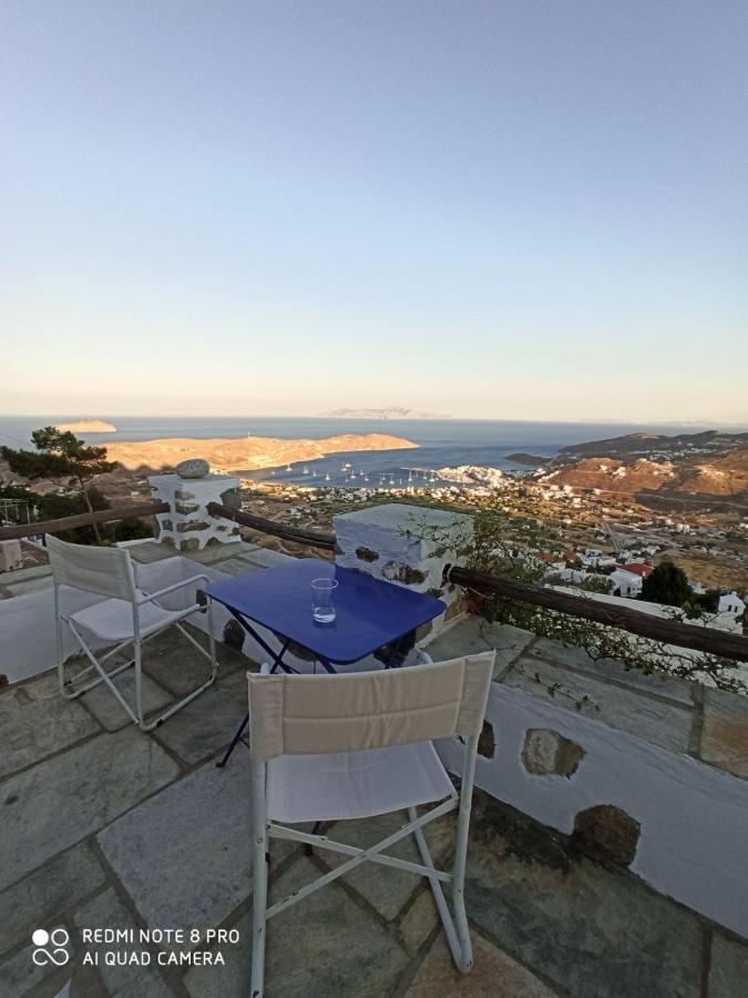 Traditional Stone House With Breathtaking View Serifos Town Exteriér fotografie
