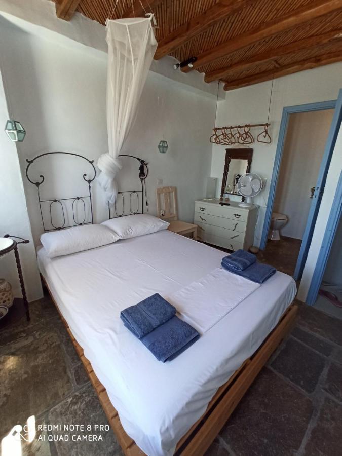 Traditional Stone House With Breathtaking View Serifos Town Exteriér fotografie
