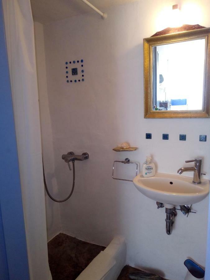 Traditional Stone House With Breathtaking View Serifos Town Exteriér fotografie