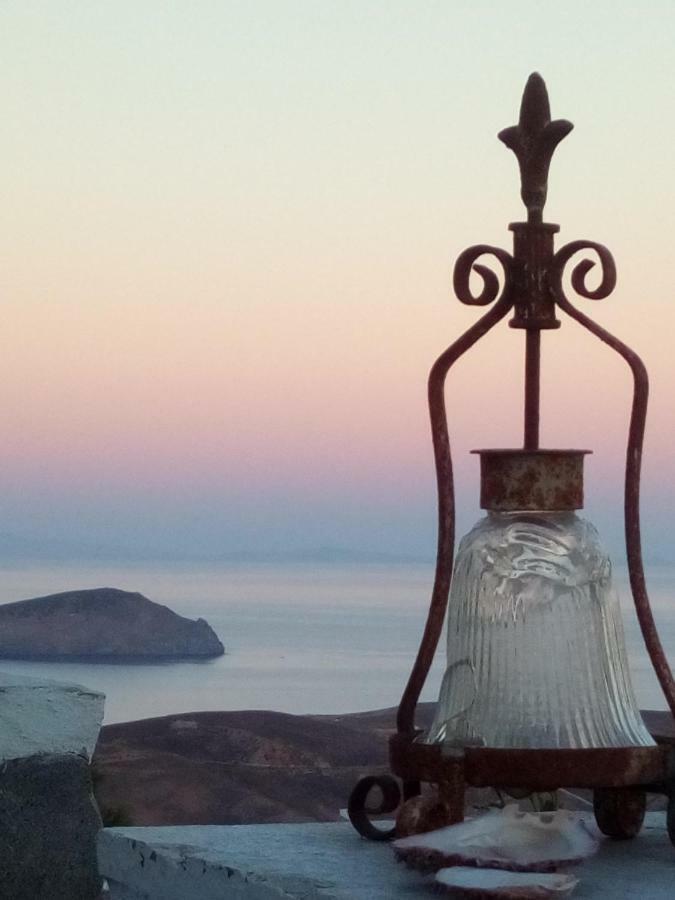 Vila Traditional Stone House With Breathtaking View Serifos Town Exteriér fotografie